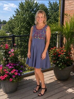 Women Dress embroidered sleeveless M Fragonard blue